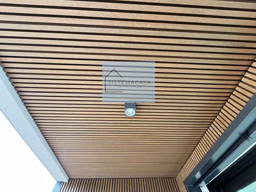 Immagine 11 di Appartamento in vendita  in Viale Alfredo Oriani a Cervia