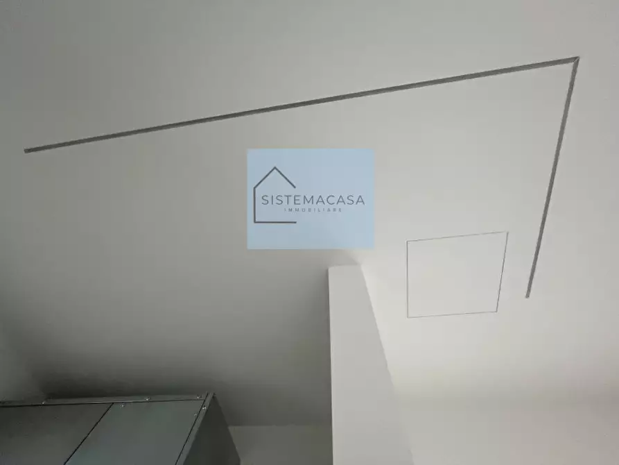 Immagine 13 di Appartamento in vendita  in Viale Alfredo Oriani a Cervia