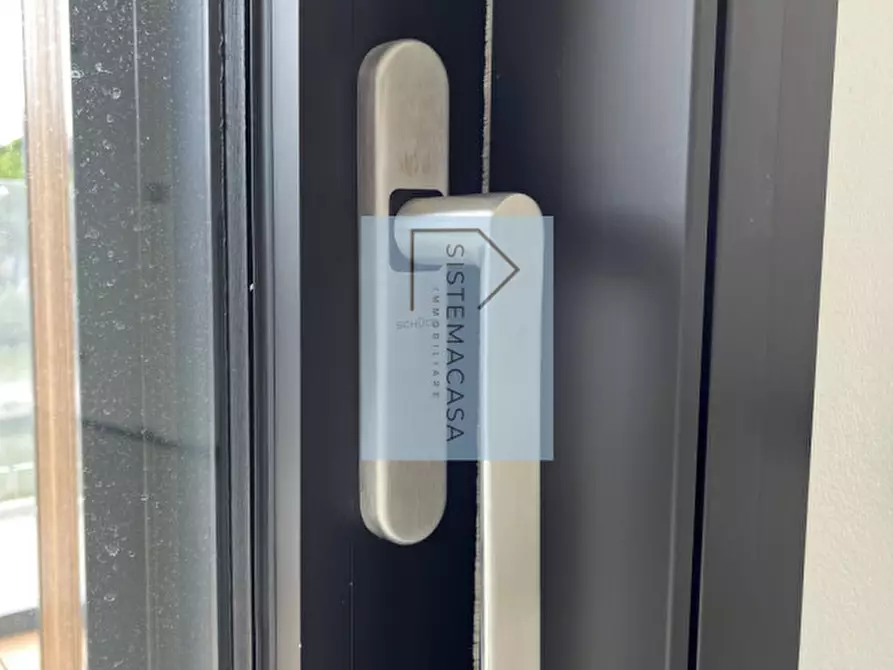 Immagine 20 di Appartamento in vendita  in Viale Alfredo Oriani a Cervia