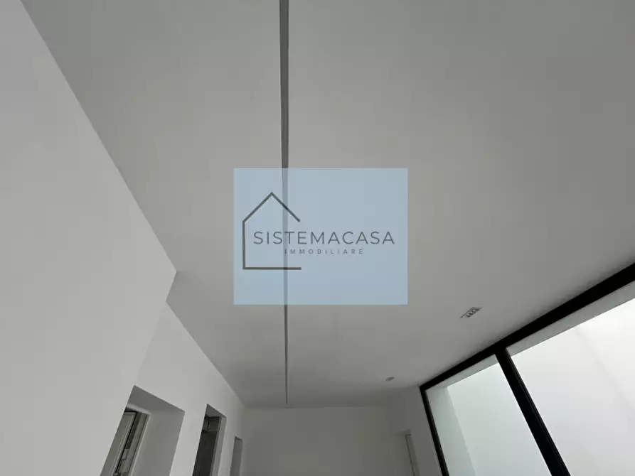 Immagine 22 di Appartamento in vendita  in Viale Alfredo Oriani a Cervia