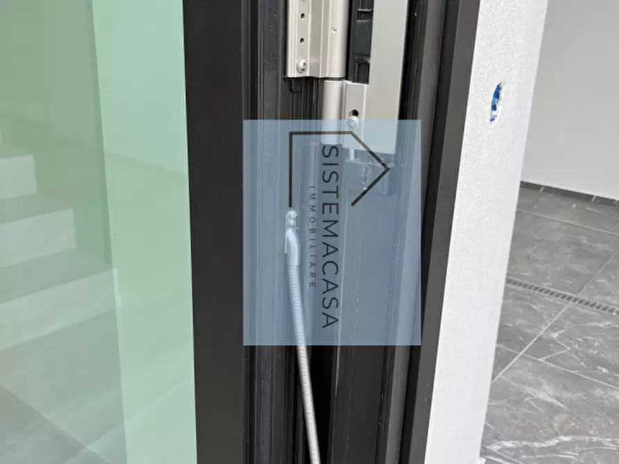 Immagine 28 di Appartamento in vendita  in Viale Alfredo Oriani a Cervia