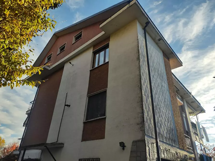 Immagine 3 di Appartamento in vendita  in Via Villa Lovera a Pino Torinese