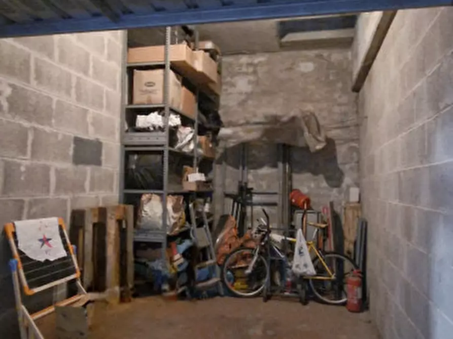 Immagine 8 di Garage in vendita  in Via Orazio Borgianni a Roma
