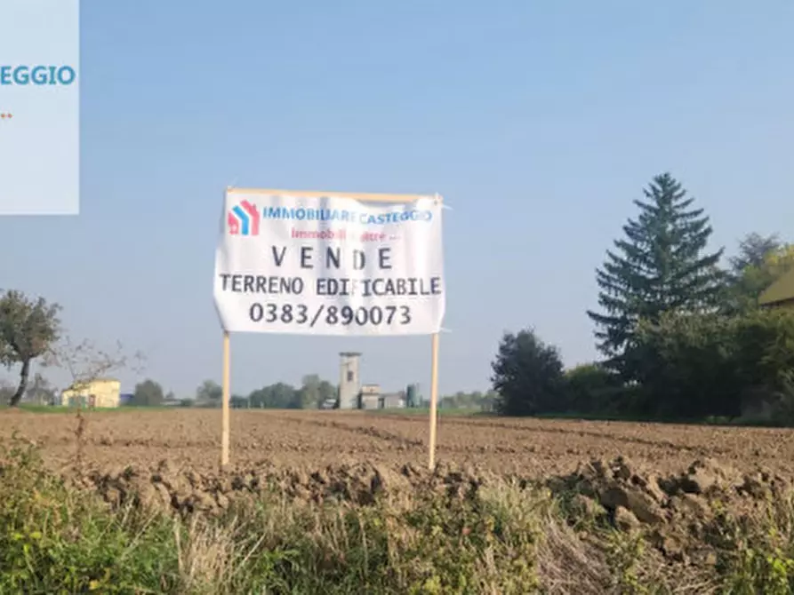 Immagine 1 di Terreno in vendita  in via Carducci a Montebello Della Battaglia