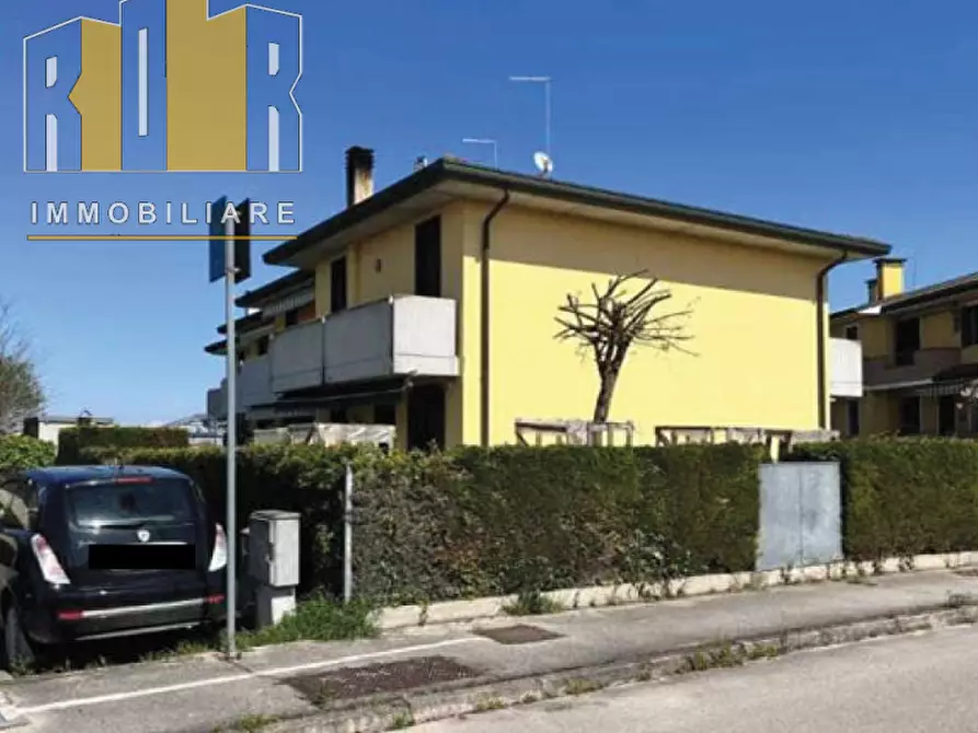 Immagine 2 di Villetta a schiera in vendita  in Via Castelcaro Alto a Codevigo