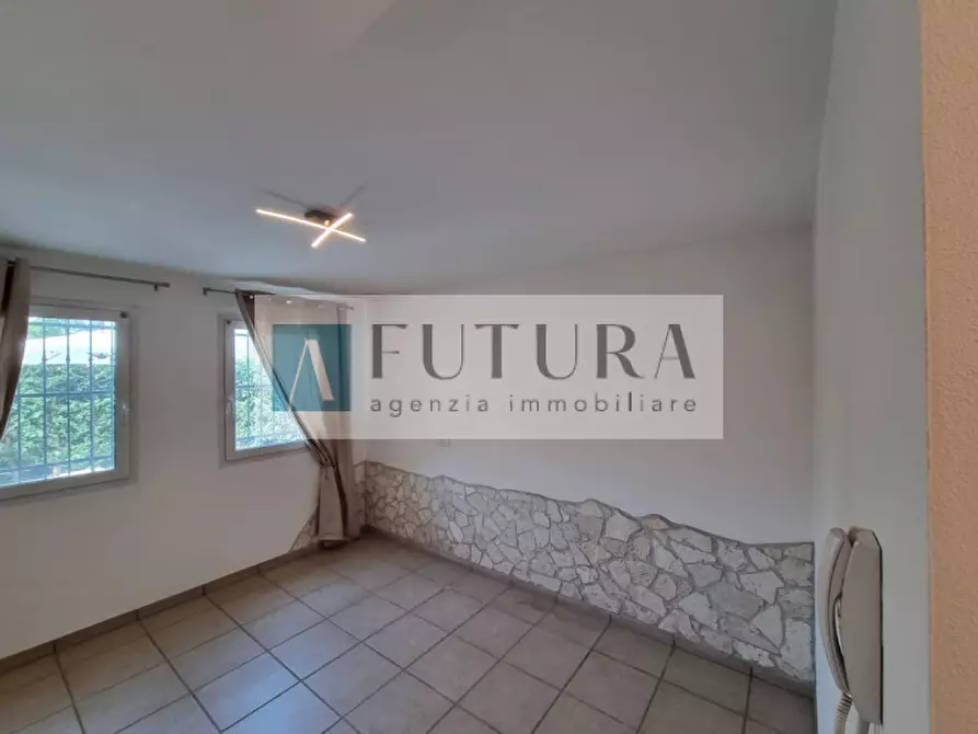 Immagine 11 di Villetta a schiera in affitto  in strada statale pasubio, 151 a Vicenza