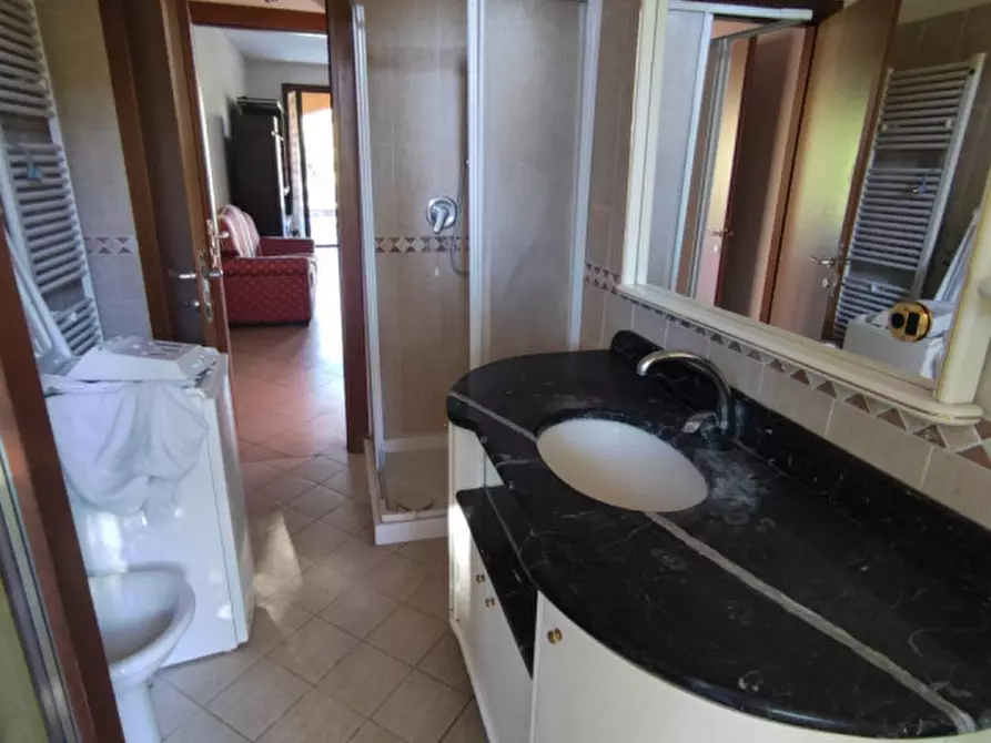 Immagine 14 di Appartamento in vendita  in via Leona a Bucine