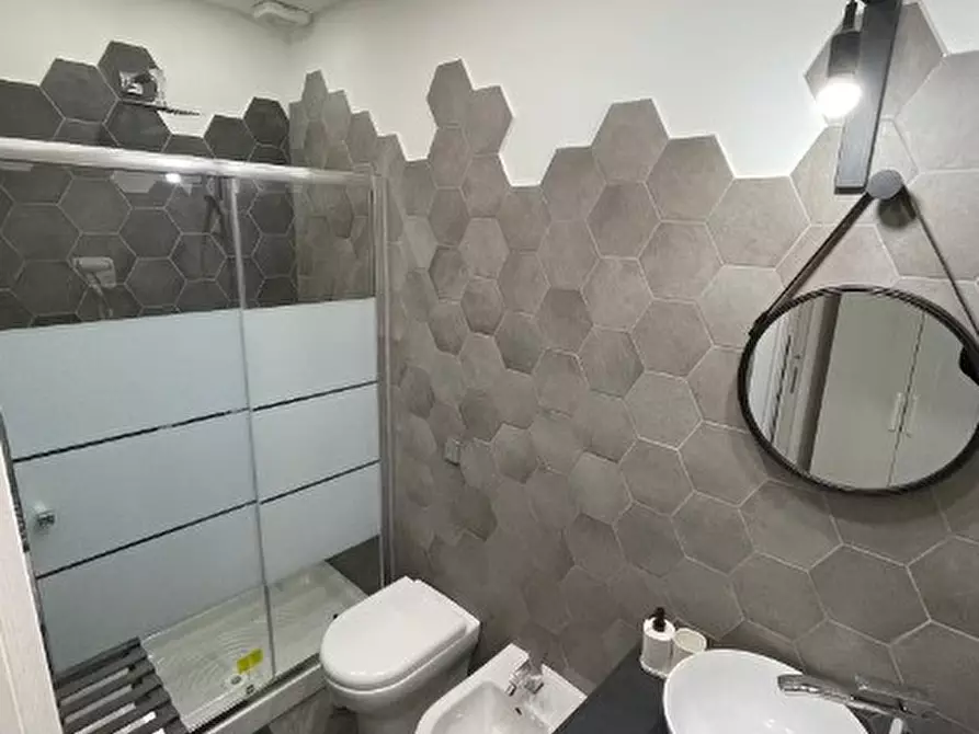 Immagine 1 di Appartamento in affitto  in Via Antonio Genovesi a Napoli