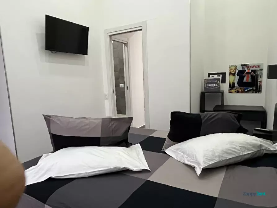 Immagine 10 di Appartamento in affitto  in Via Antonio Genovesi, 24 a Napoli