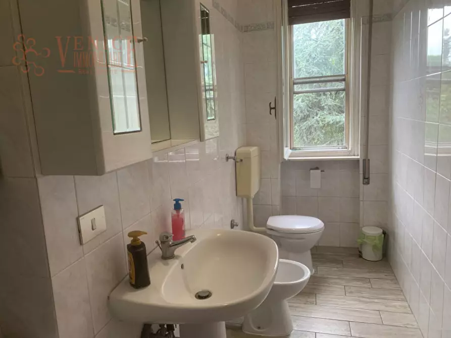 Immagine 5 di Appartamento in vendita  a Venezia