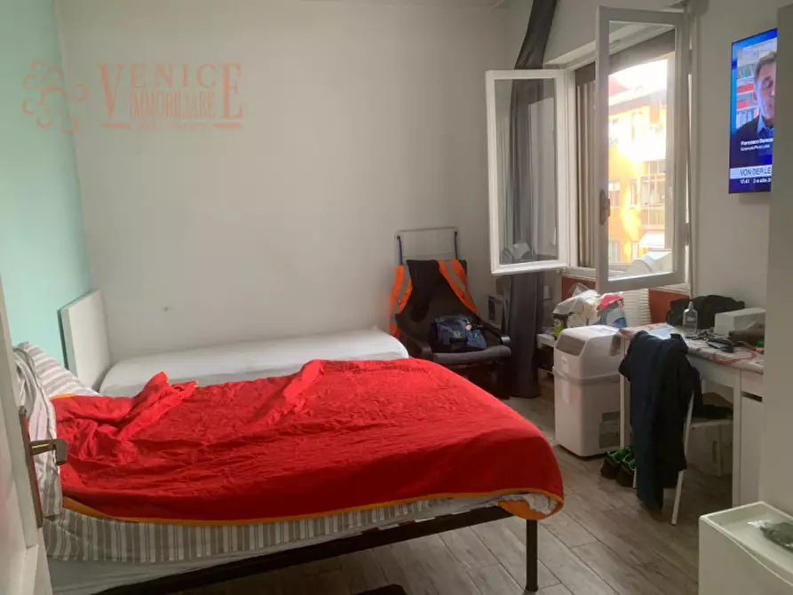 Immagine 3 di Appartamento in vendita  a Venezia