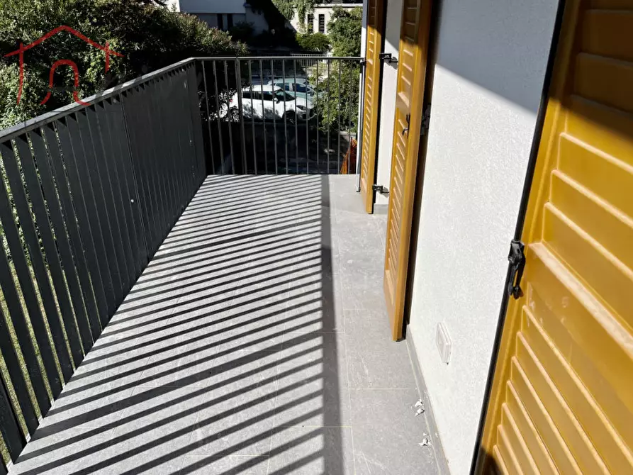 Immagine 15 di Appartamento in vendita  in Via Roma a Aldeno