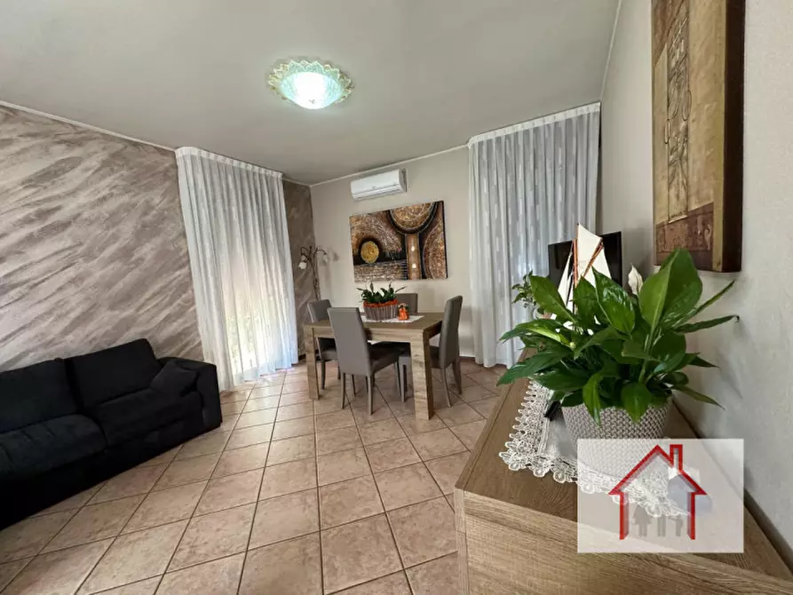 Immagine 2 di Casa indipendente in vendita  a Volpago Del Montello