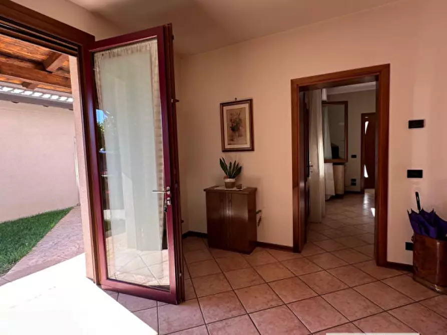 Immagine 7 di Casa indipendente in vendita  a Volpago Del Montello