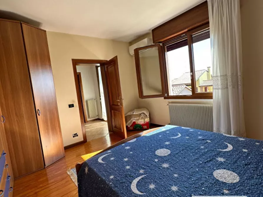 Immagine 14 di Casa indipendente in vendita  a Volpago Del Montello