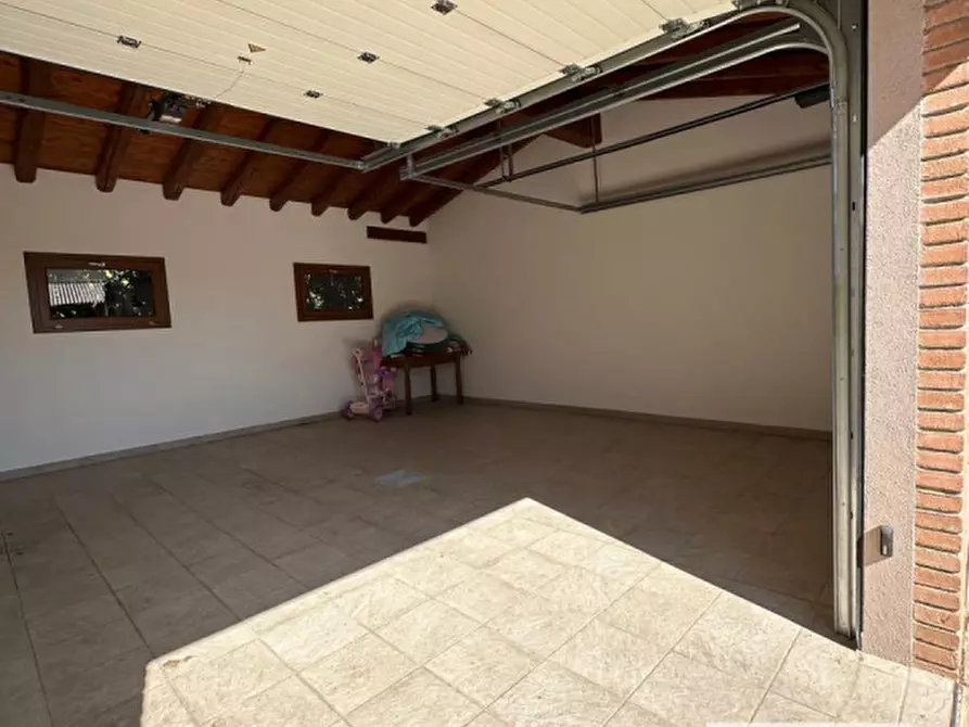 Immagine 21 di Casa indipendente in vendita  a Volpago Del Montello