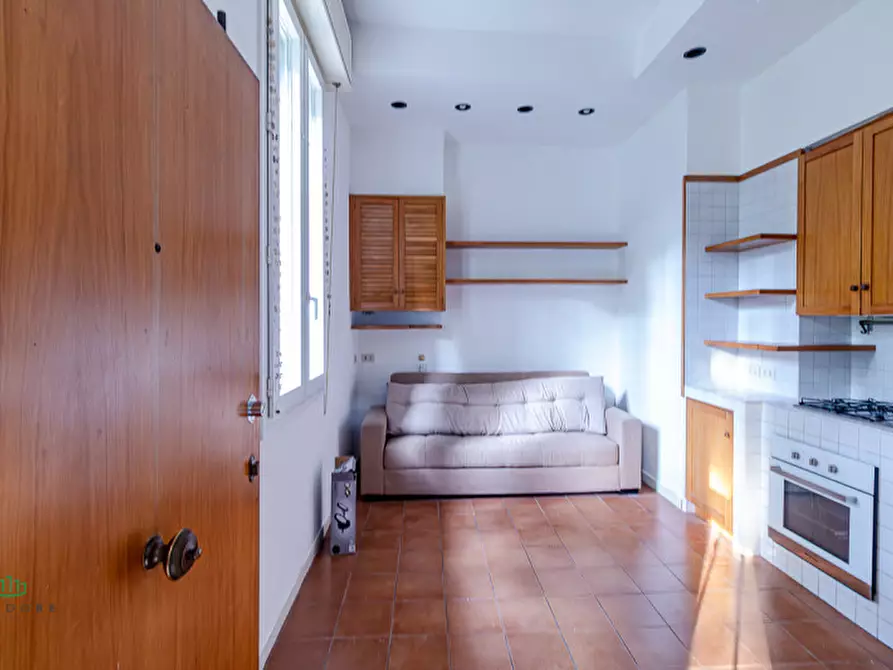 Immagine 5 di Appartamento in vendita  in VIA PARISIO 11 a Bologna