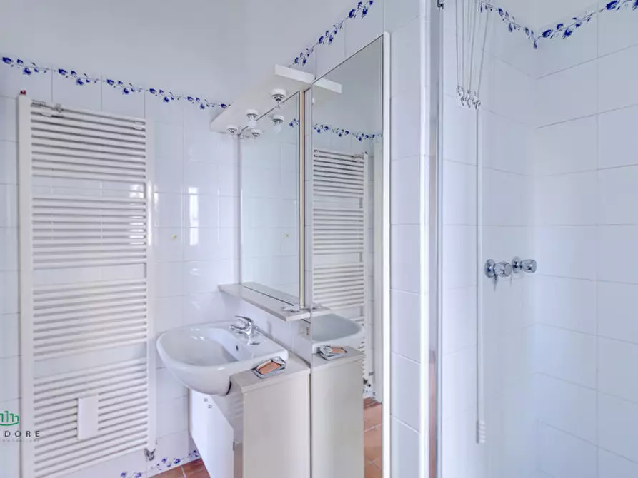 Immagine 16 di Appartamento in vendita  in VIA PARISIO 11 a Bologna