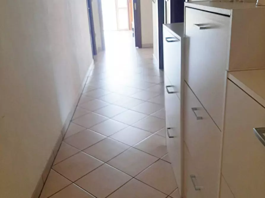 Immagine 7 di Appartamento in vendita  in viale tavoliello a Eboli