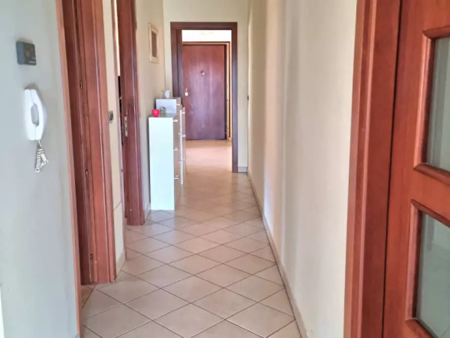 Immagine 12 di Appartamento in vendita  in viale tavoliello a Eboli