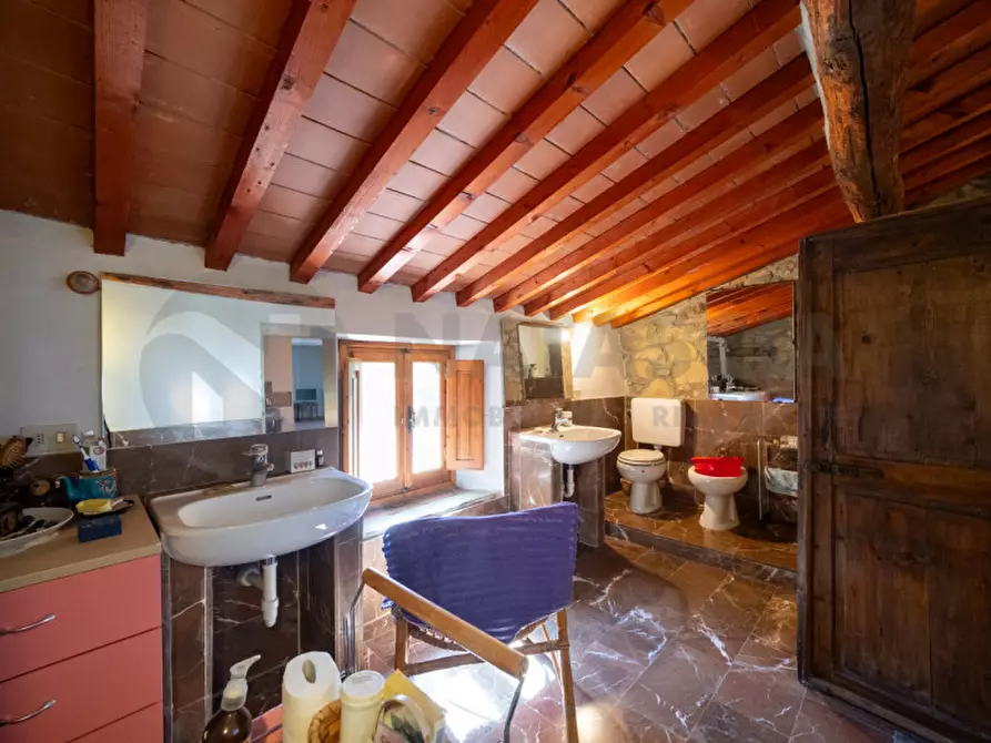 Immagine 30 di Rustico / casale in vendita  in Località Falgano a Rufina