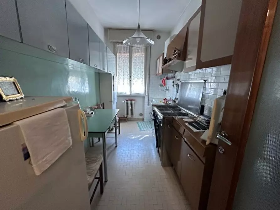 Immagine 2 di Appartamento in vendita  in via Peschiera a Padova