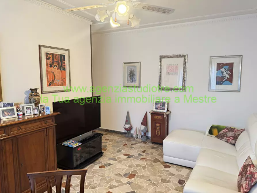 Immagine 6 di Appartamento in vendita  in Via Giovanni Gerlin 10 a Venezia