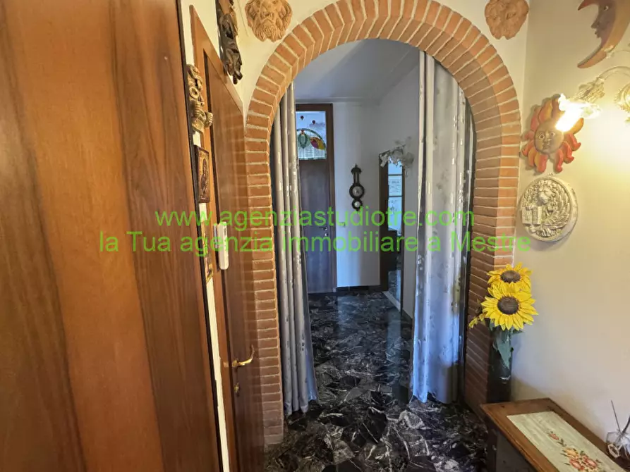 Immagine 8 di Appartamento in vendita  in Via Giovanni Gerlin 10 a Venezia