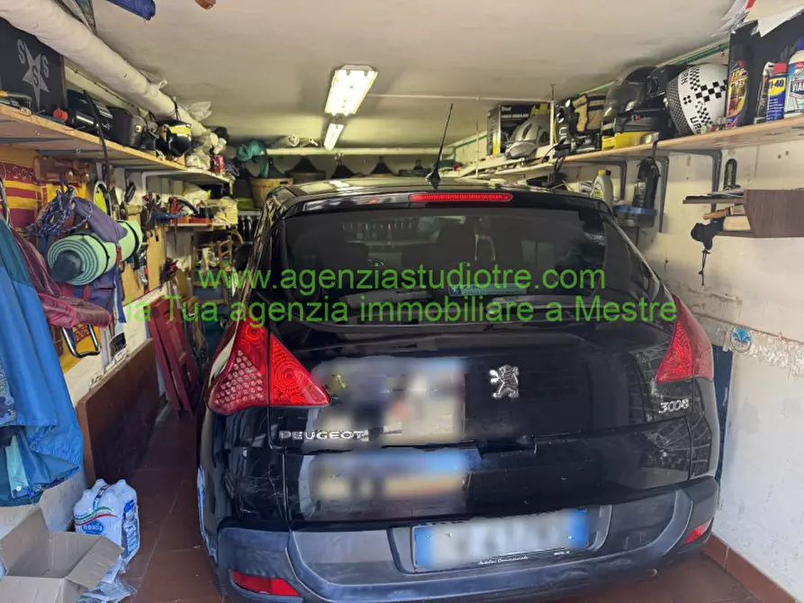 Immagine 20 di Appartamento in vendita  in Via Giovanni Gerlin 10 a Venezia