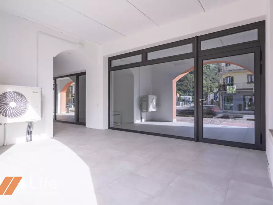 Immagine 17 di Negozio in affitto  in Viale Riviera Berica 59 a Longare