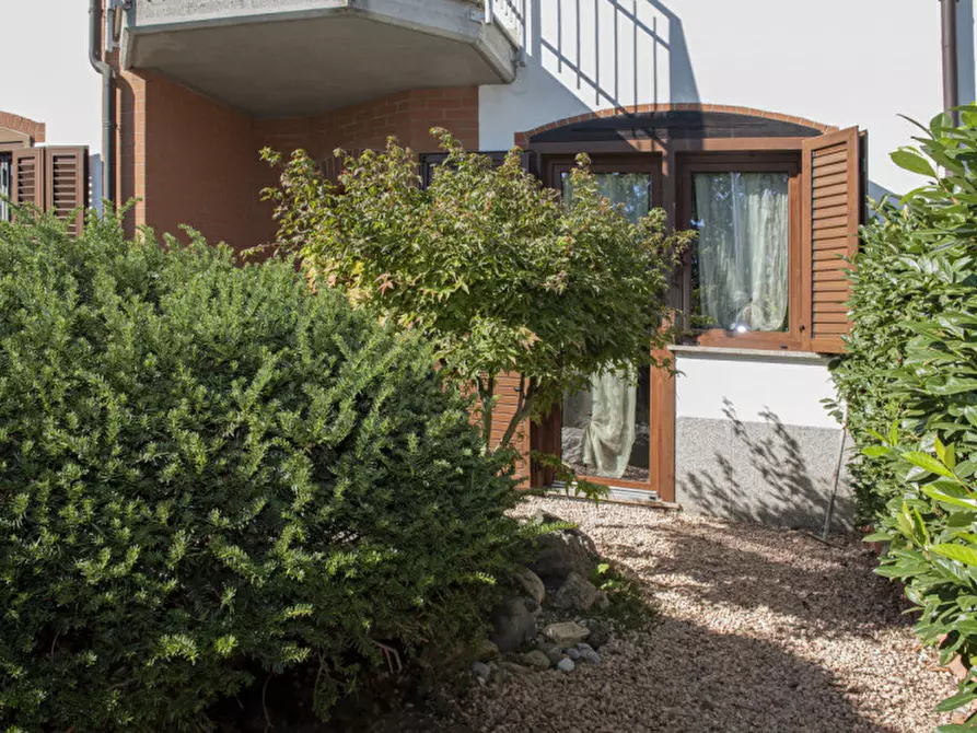 Immagine 4 di Villa in vendita  in Via Alessandro Volta 32 a Nichelino