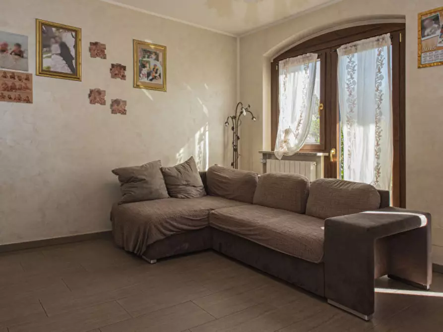 Immagine 7 di Villa in vendita  in Via Alessandro Volta 32 a Nichelino