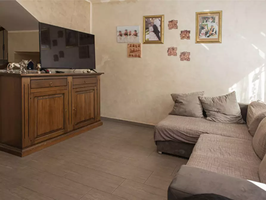 Immagine 8 di Villa in vendita  in Via Alessandro Volta 32 a Nichelino