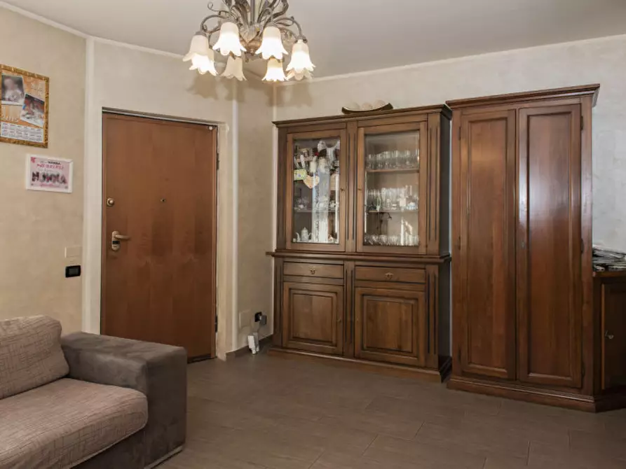 Immagine 9 di Villa in vendita  in Via Alessandro Volta 32 a Nichelino