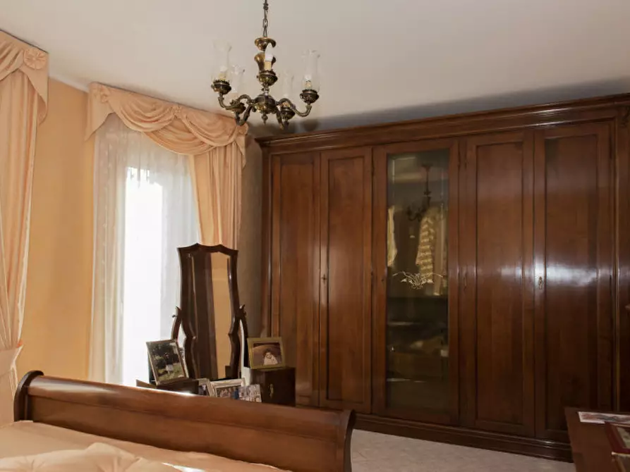 Immagine 23 di Villa in vendita  in Via Alessandro Volta 32 a Nichelino