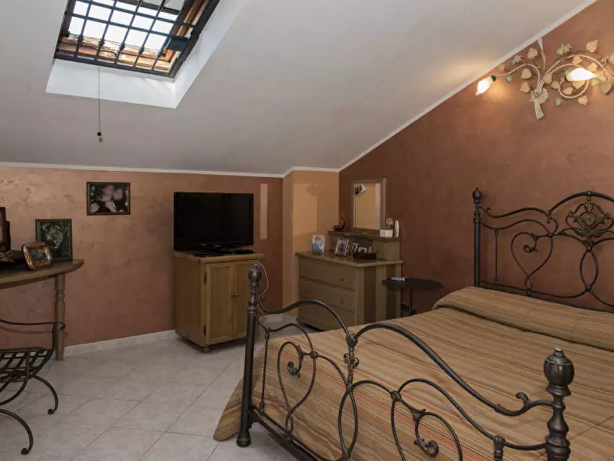 Immagine 28 di Villa in vendita  in Via Alessandro Volta 32 a Nichelino