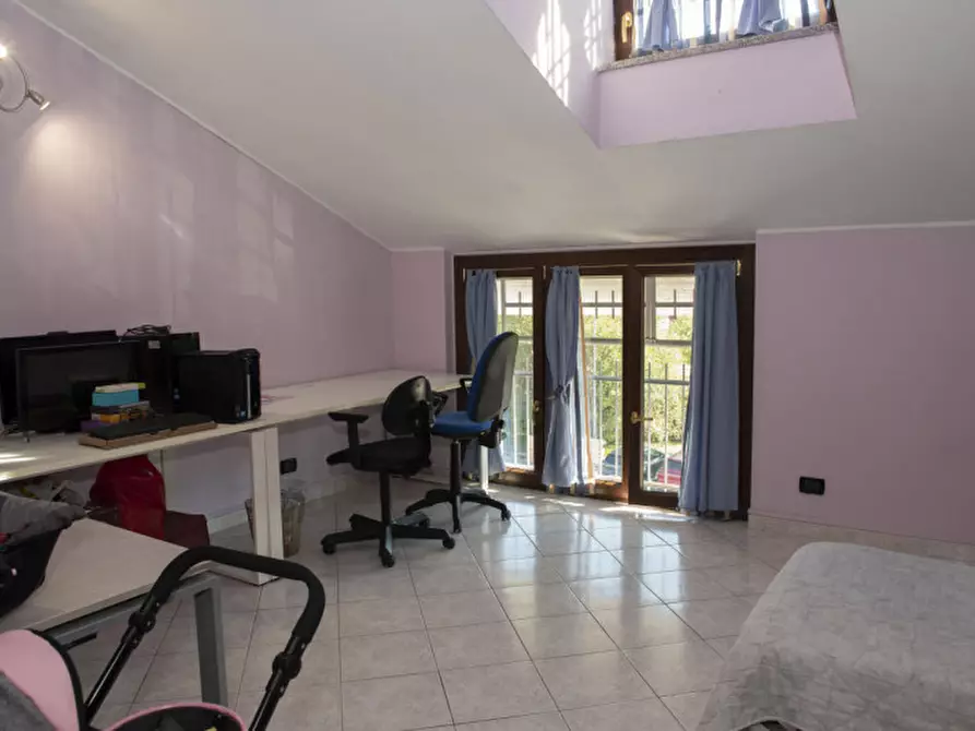 Immagine 30 di Villa in vendita  in Via Alessandro Volta 32 a Nichelino