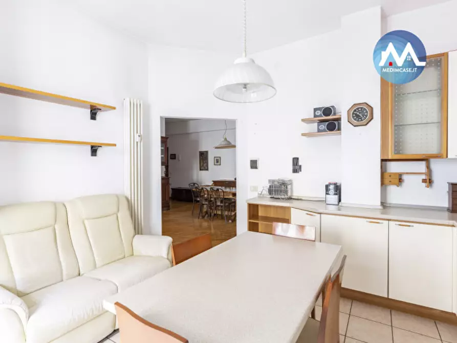 Immagine 9 di Appartamento in vendita  in Via Galileo Ferraris a Pesaro