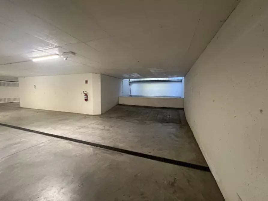 Immagine 4 di Garage in vendita  in Via padre Eusebio Chini a Trento