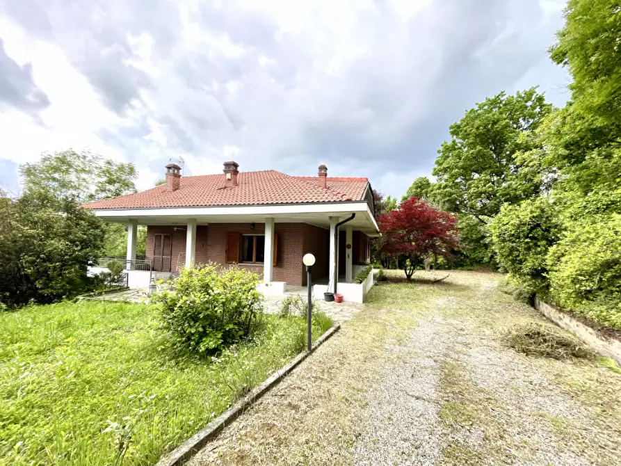 Immagine 1 di Villa in vendita  in STRADA TETTI BRAGARDO a Baldissero Torinese
