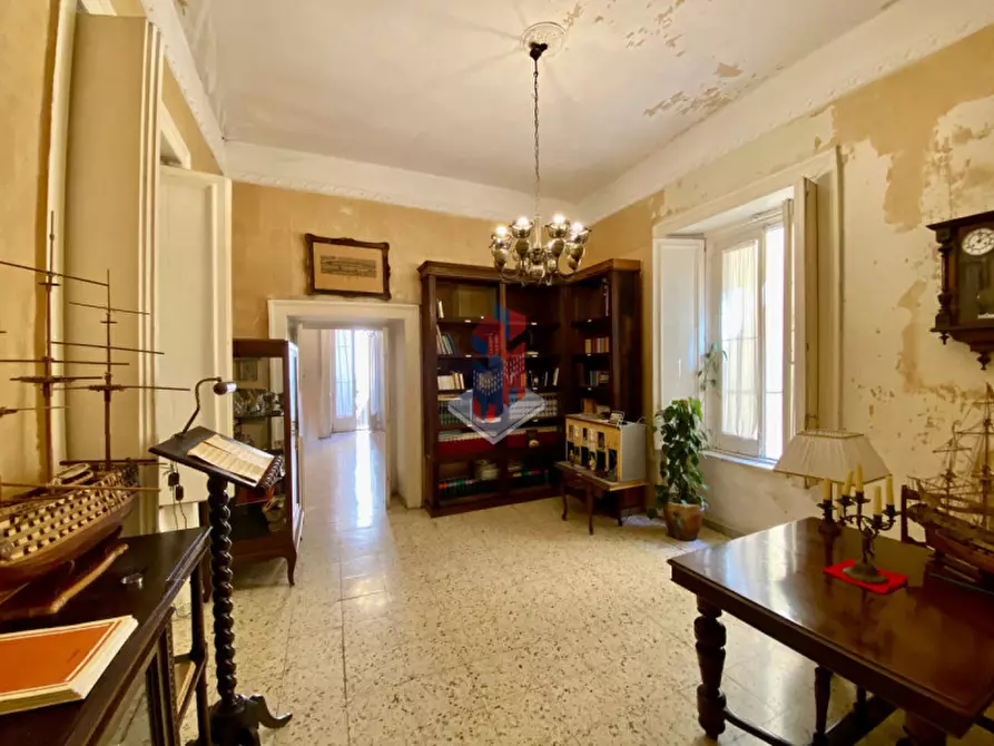 Immagine 10 di Appartamento in vendita  in PIAZZA MONTECALVARIO a Napoli