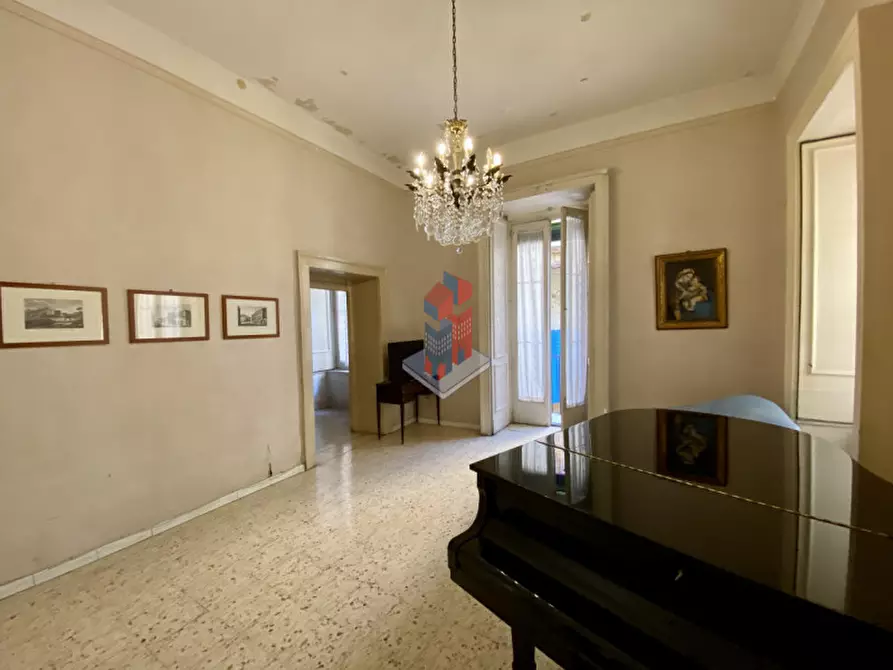 Immagine 15 di Appartamento in vendita  in PIAZZA MONTECALVARIO a Napoli