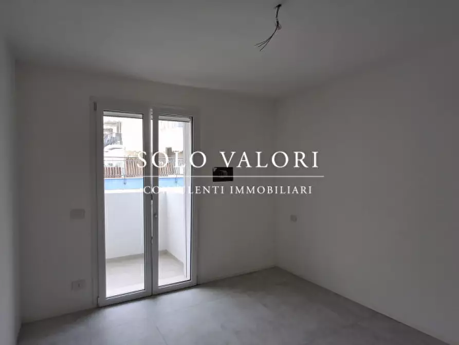 Immagine 52 di Appartamento in vendita  in Piazza Brescia a Jesolo