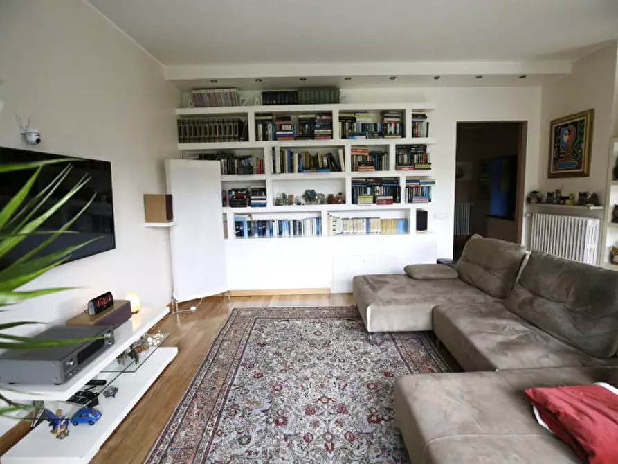 Immagine 5 di Villa in vendita  in Via Torino a Baldissero Torinese