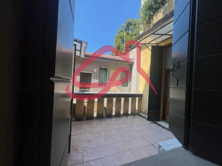 Immagine 3 di Appartamento in vendita  in Via San Francesco a Padova