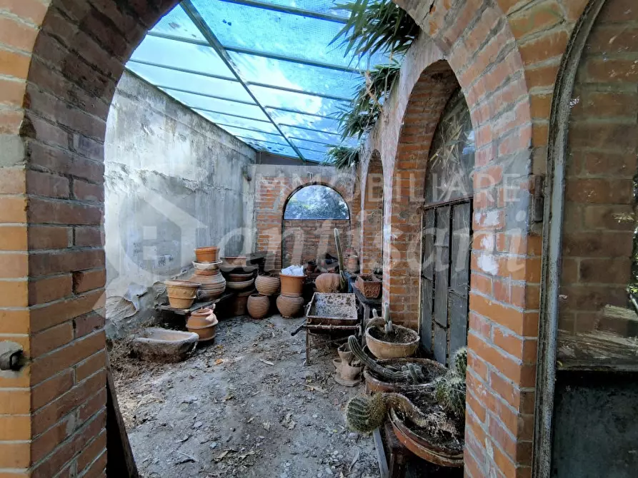 Immagine 16 di Villa in vendita  in Via della Panche a Firenze