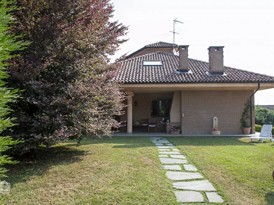 Immagine 1 di Villa in vendita  in VIA GALLIERA a Pino Torinese