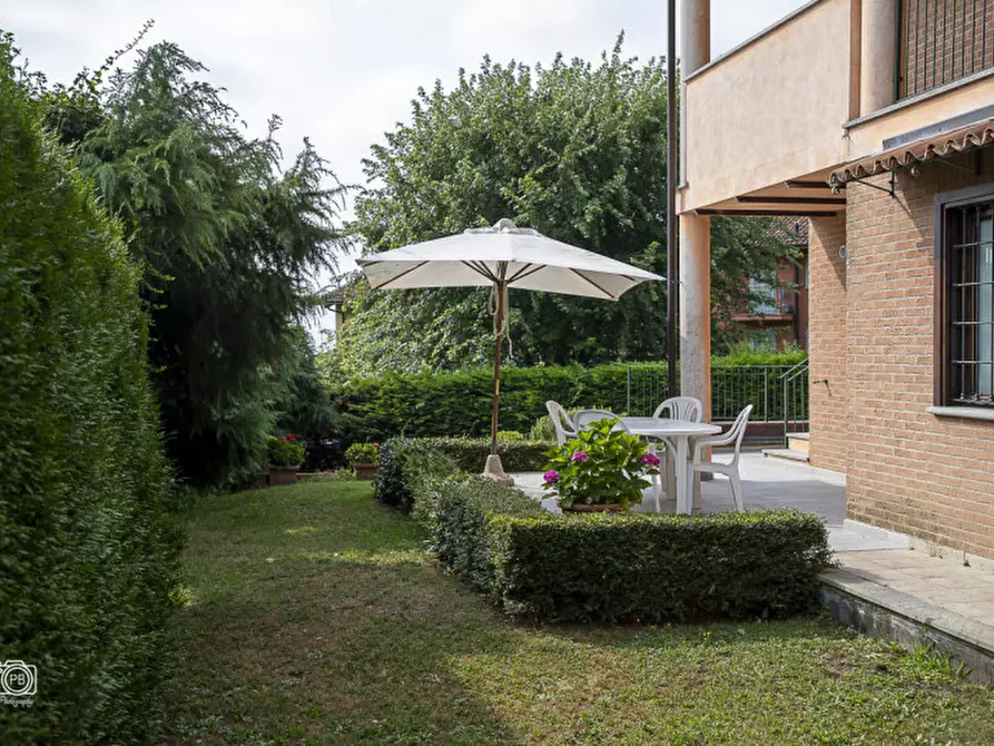 Immagine 15 di Villa in vendita  in VIA GALLIERA a Pino Torinese