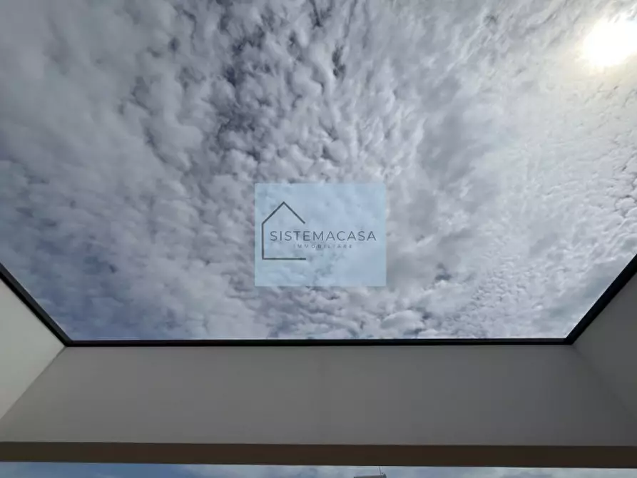 Immagine 25 di Appartamento in vendita  in Viale Alfredo Oriani a Cervia