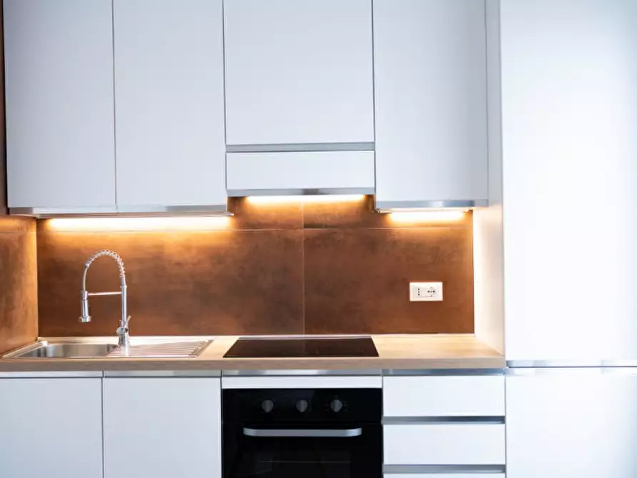 Immagine 4 di Appartamento in vendita  in Via Sangro 22 a Pescara